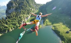 九游体育APP-孤胆的黄昏，保罗在西决生死战接管比赛，勇士粉碎公牛