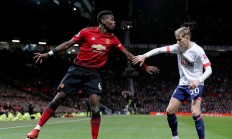 九游娱乐网页-包含富勒姆客场对决伯恩茅斯，谁能笑到最后的词条