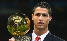 九游娱乐app下载-广厦队对阵掘金，布克关键战不手软，一记三分定乾坤