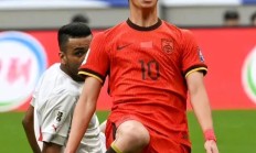 九游娱乐首页-阿曼球员在亚洲足球赛事中获得胜利