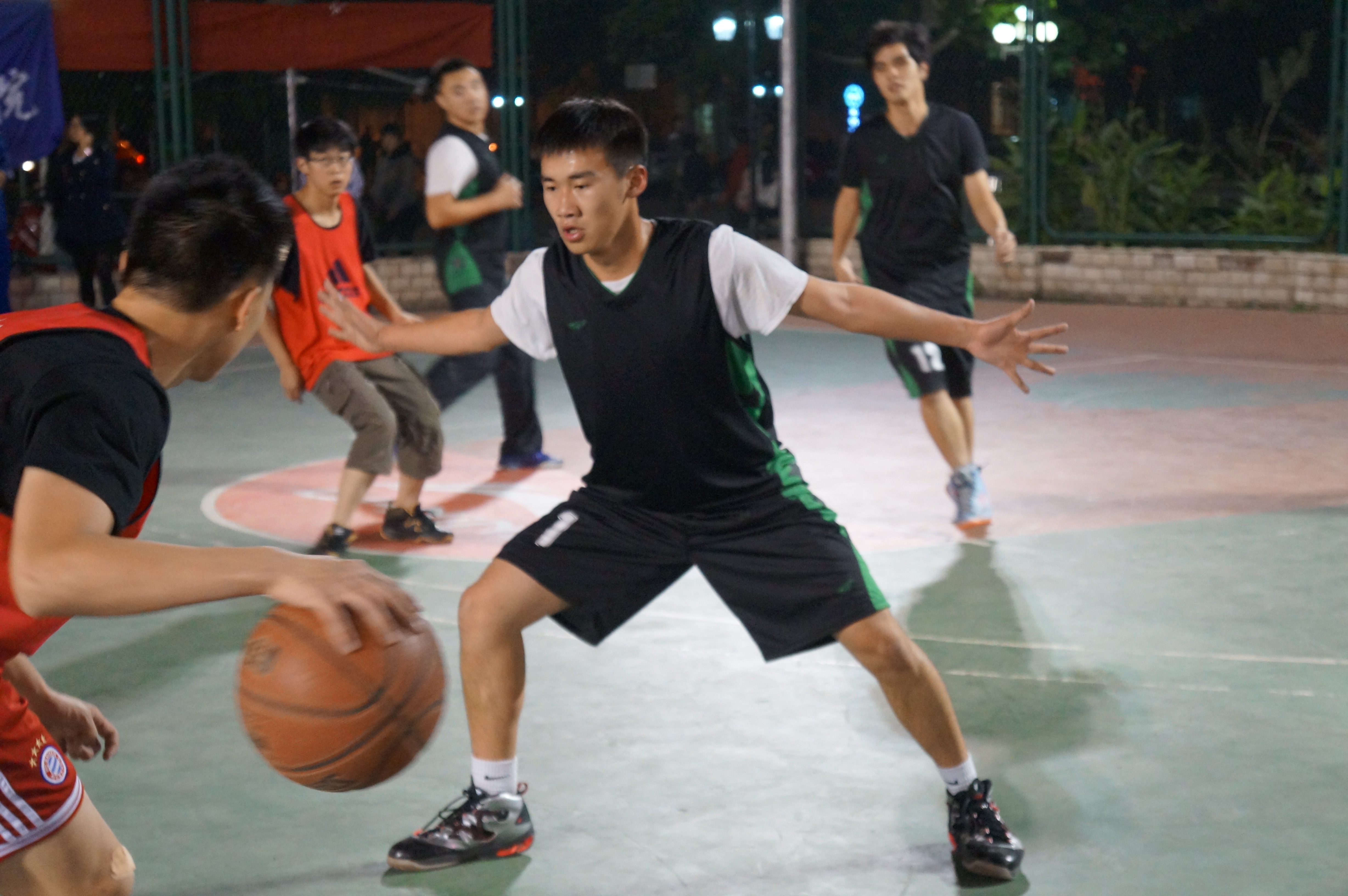 包含队伍重磅交锋,谁能占据上风的词条 包含队伍重磅交锋,谁能占据上风的词条