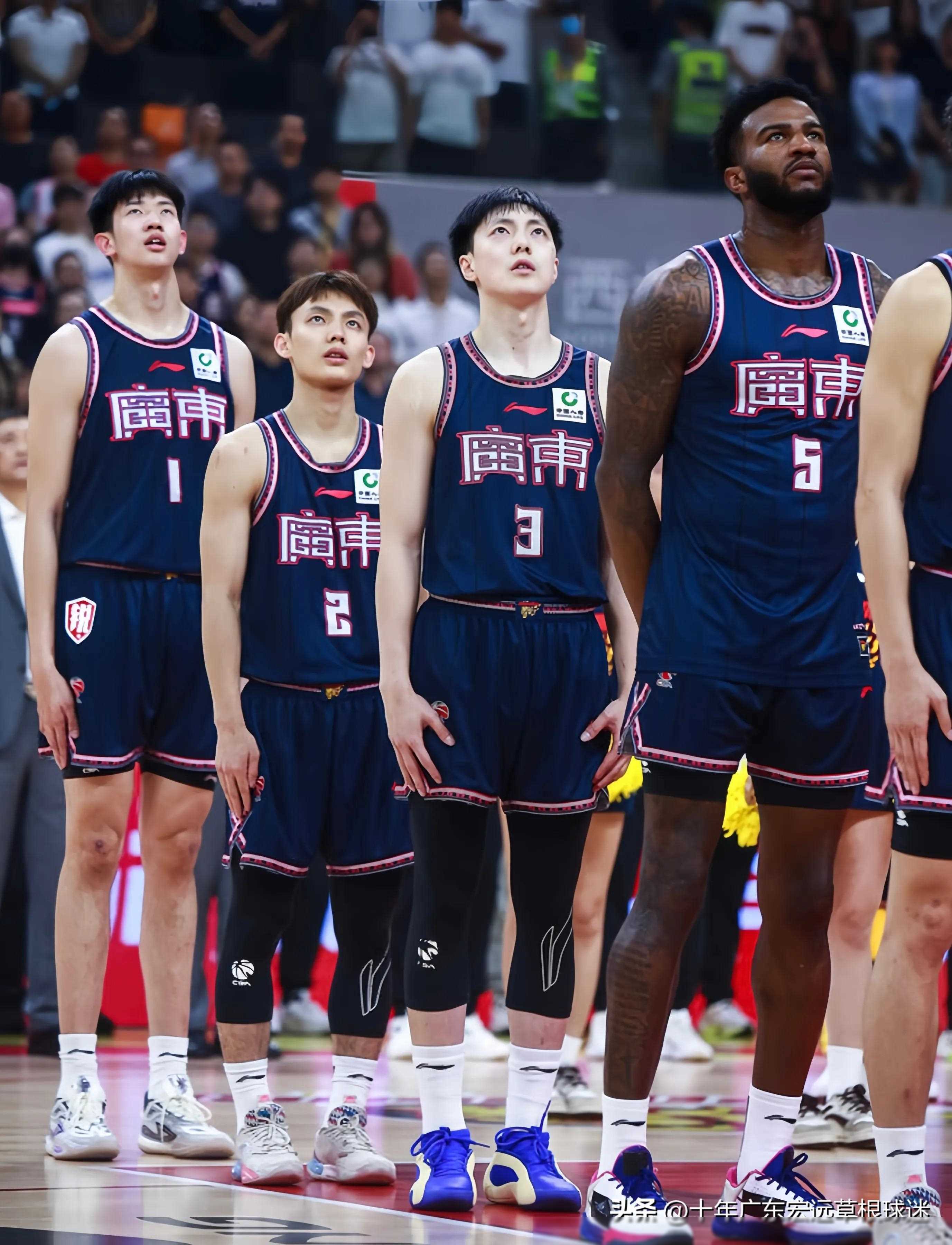 天津男篮主场击败四川队，取得四连胜，状态正佳