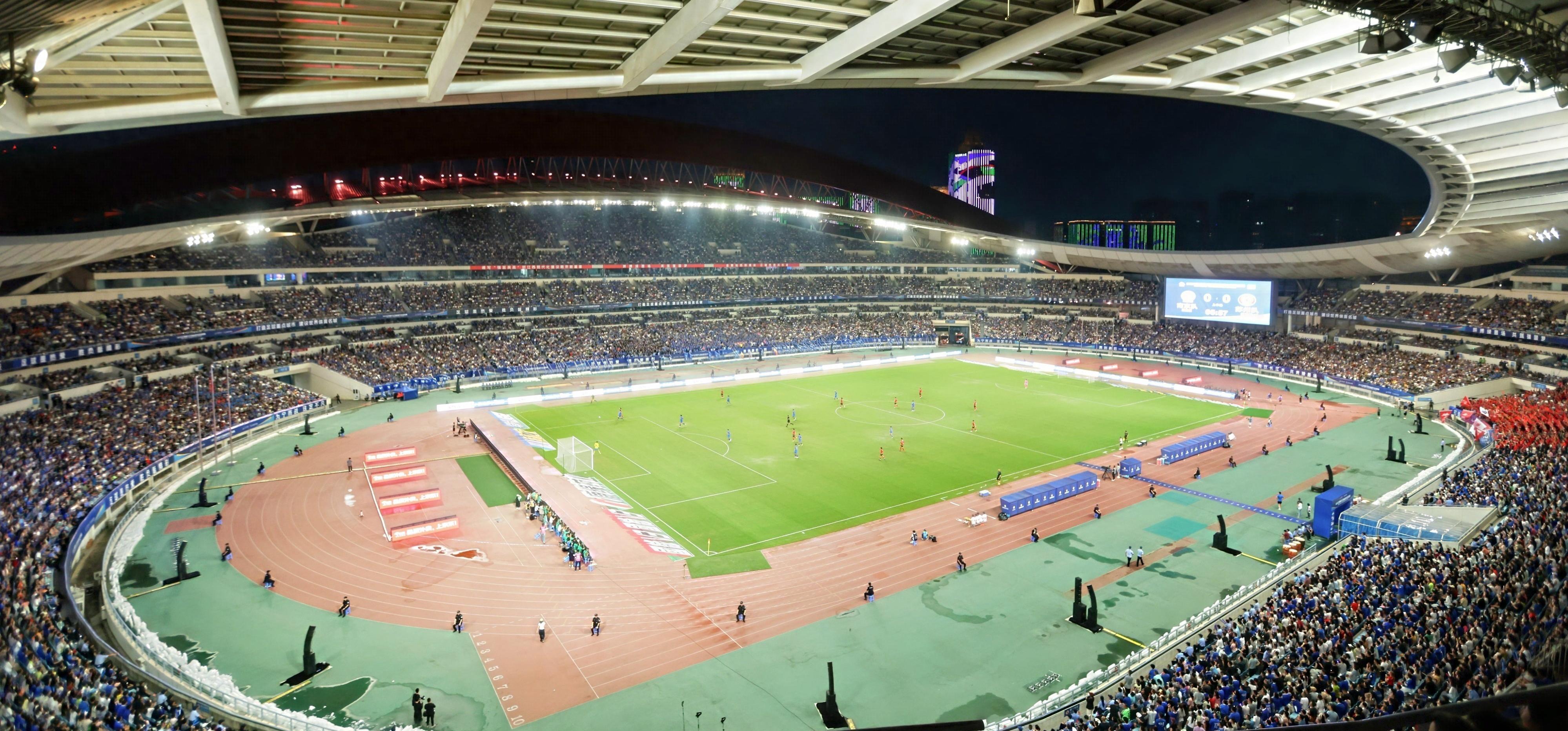 包含激烈对决引爆球迷热情，场面精彩纷呈的词条