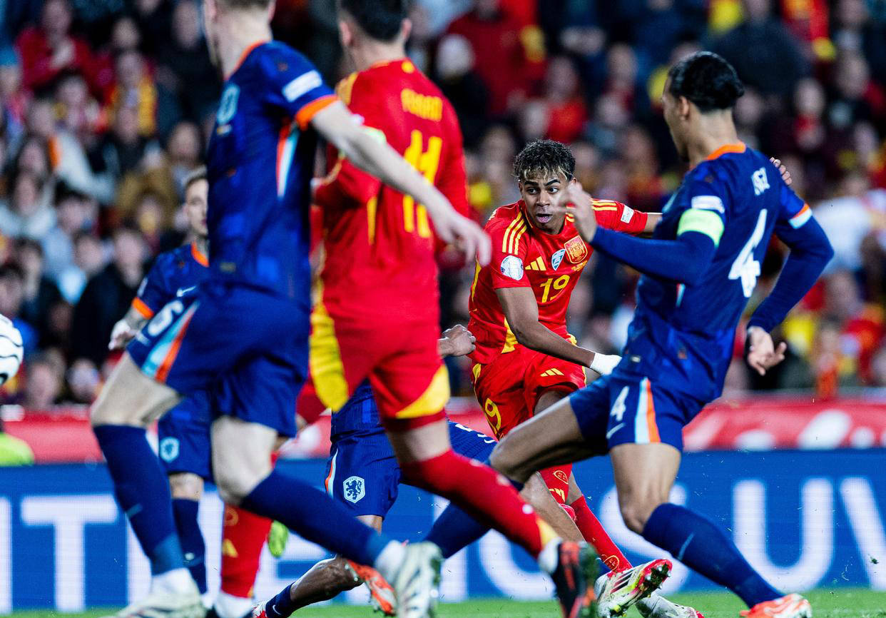 西班牙国家队在欧国联比赛中失利