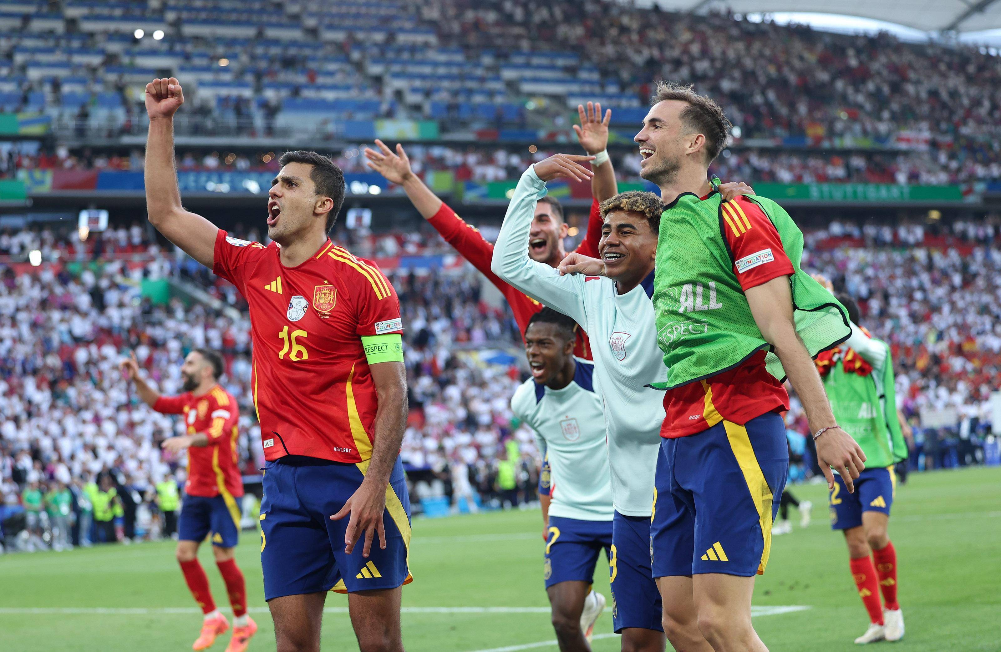 西班牙国家队备战比赛,球迷期待出色发挥 西班牙国家队备战比赛,球迷期待出色发挥