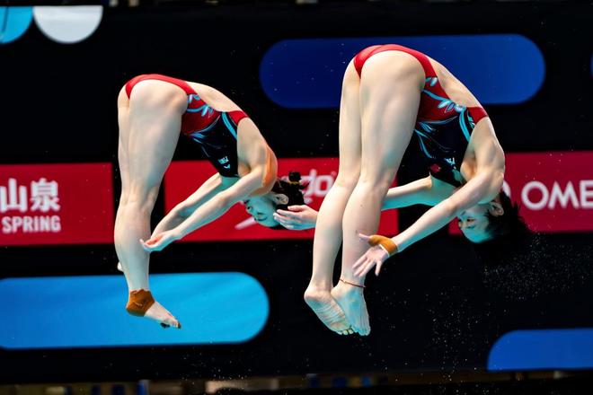 跳水比赛:中国队夺取多枚金牌 跳水比赛:中国队夺取多枚金牌