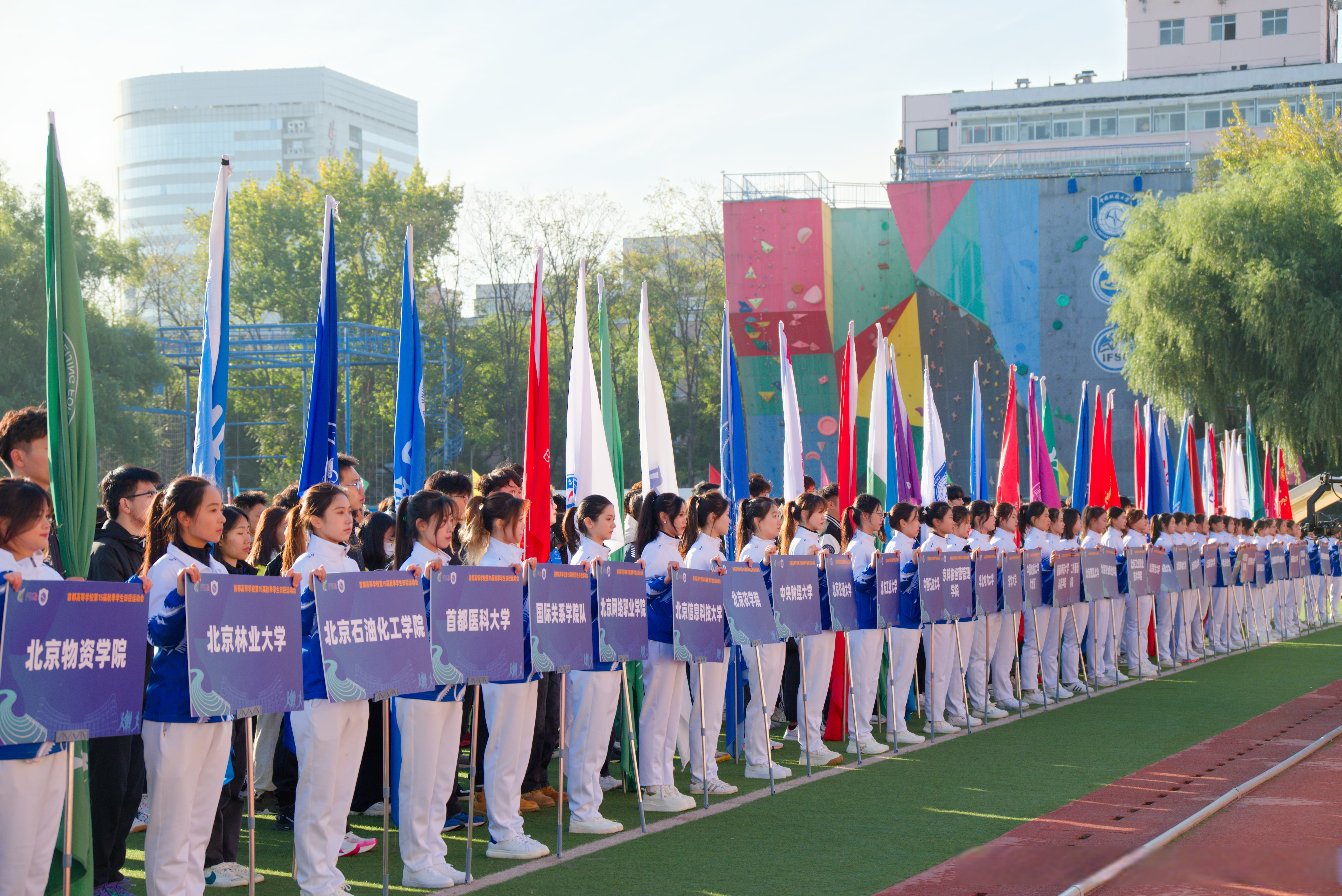 青春飞扬,激情与汗水交织的瞬间 青春飞扬,激情与汗水交织的瞬间