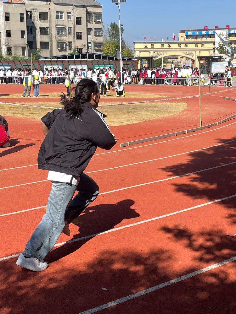 青春飞扬,激情与汗水交织的瞬间 青春飞扬,激情与汗水交织的瞬间