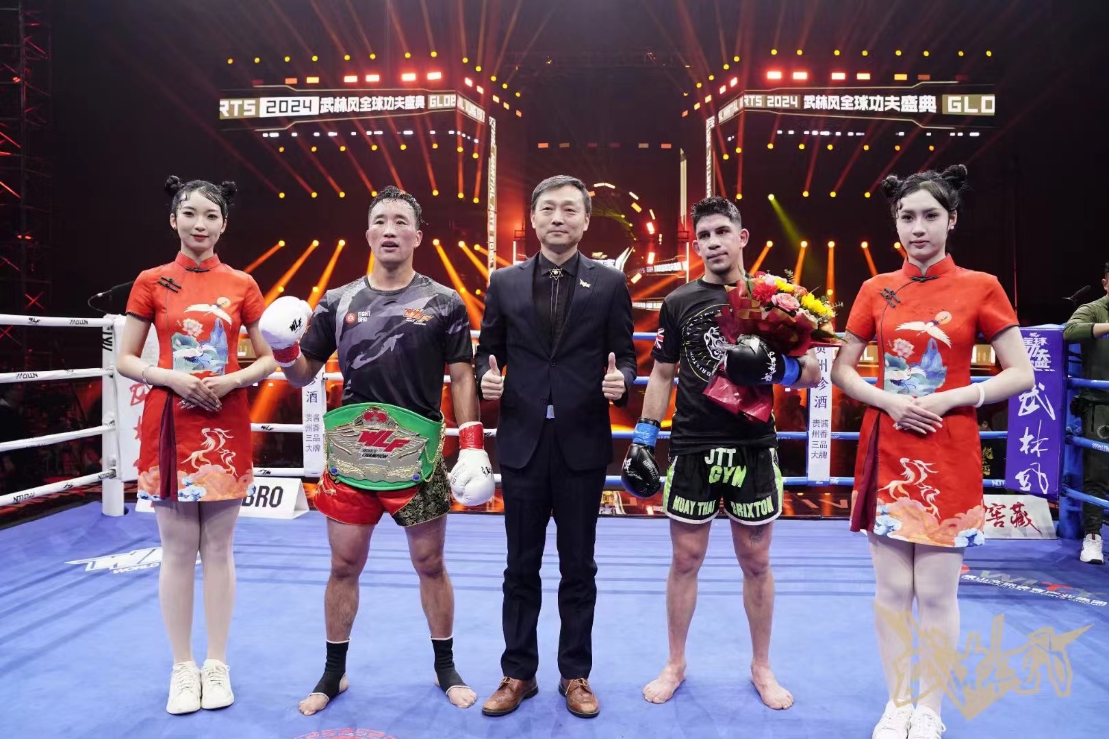 竞技风采!选手瞩目登场,搏击赛场 竞技风采!选手瞩目登场,搏击赛场