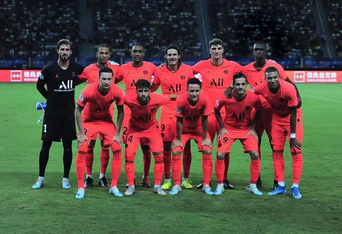 赛前紧张气氛透露悬念,双方斗志昂扬的简单介绍 赛前紧张气氛透露悬念,双方斗志昂扬的简单介绍