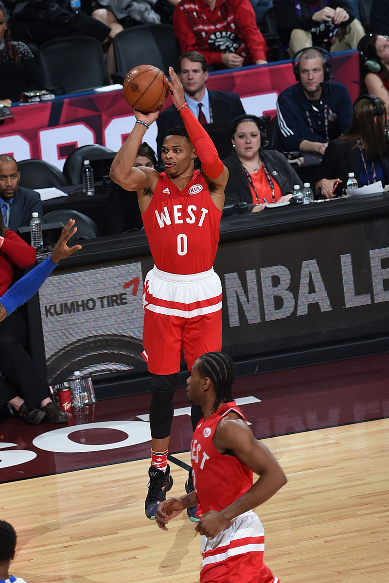 猛龙战马刺，西亚卡姆再度爆砍高效