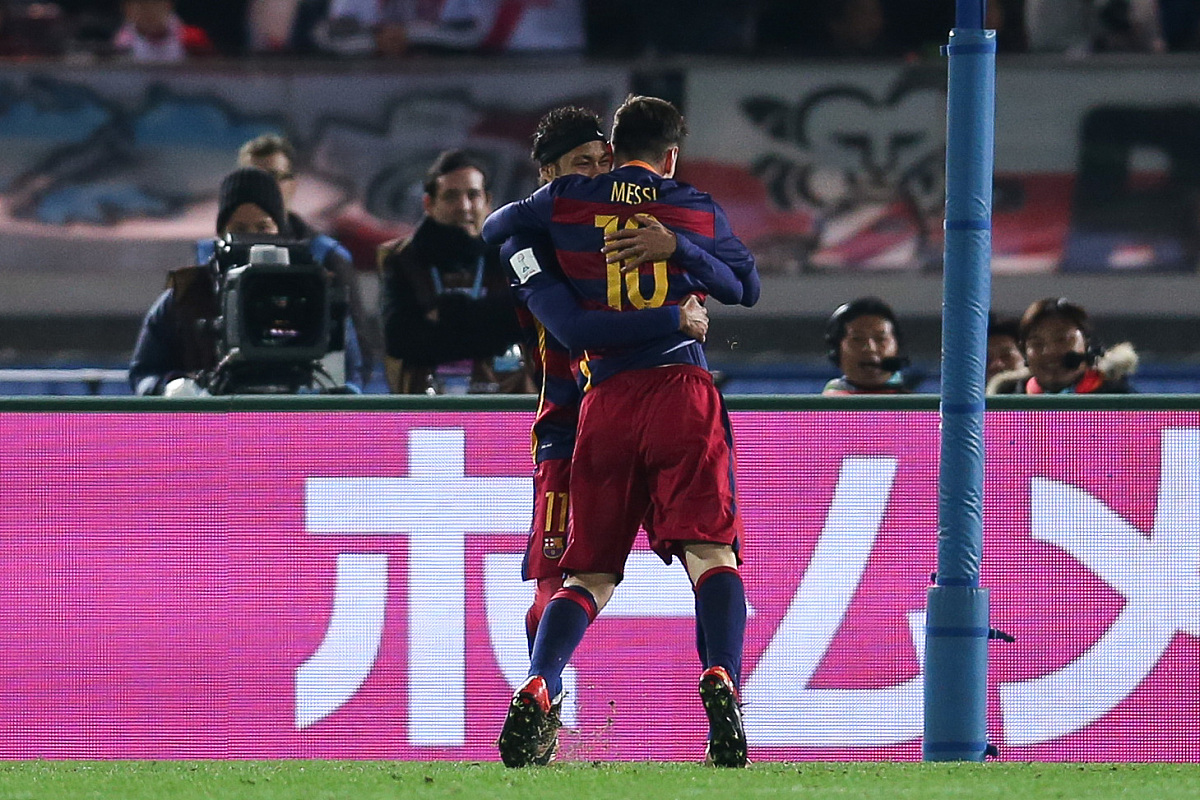 梅西迎战老对手，球星对决引爆热议