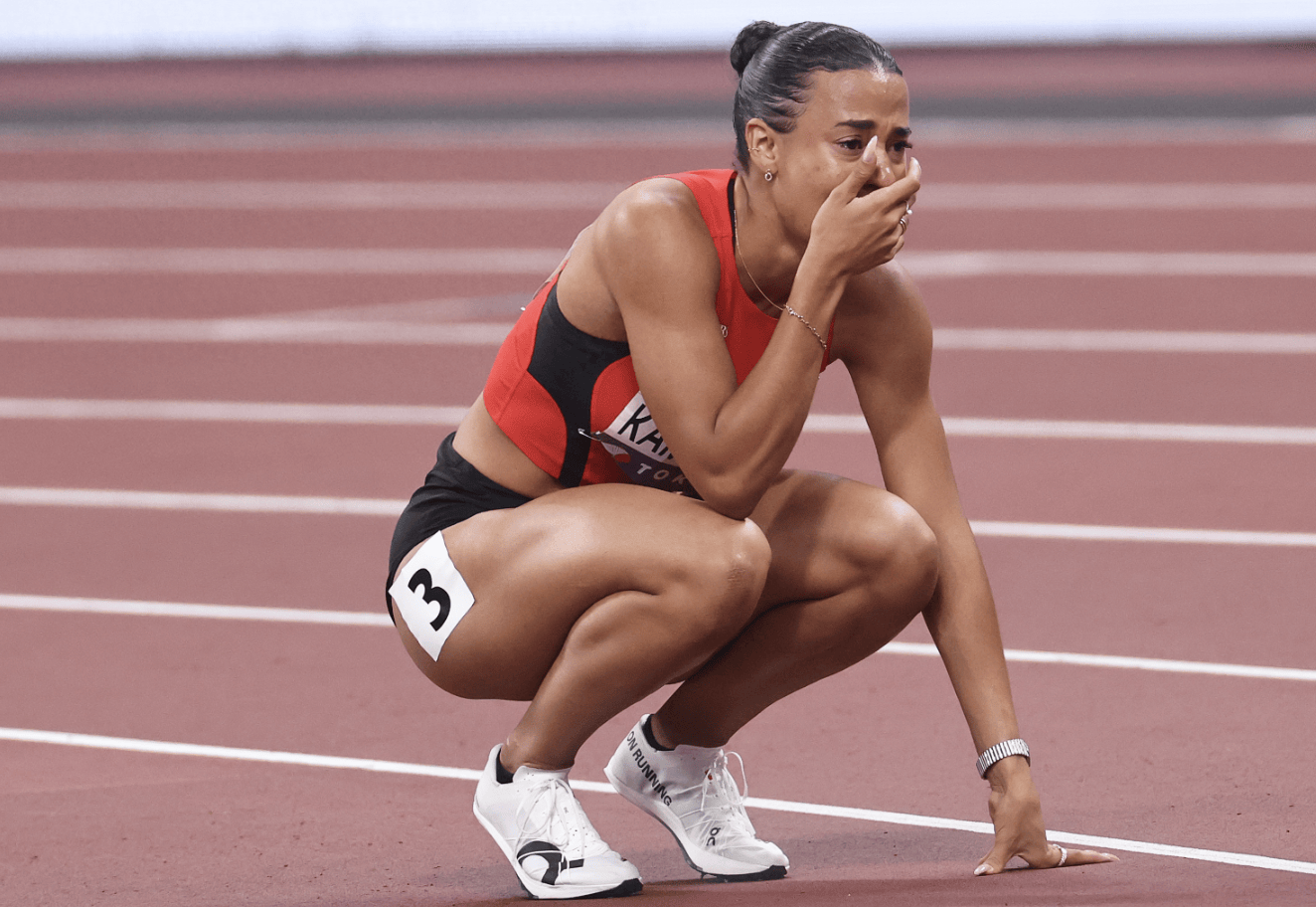 田径项目中女子选手表现出色夺得金牌 田径项目中女子选手表现出色夺得金牌