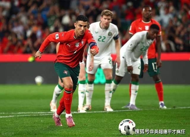 哥伦比亚鏖战利物浦，C罗打破历史纪录