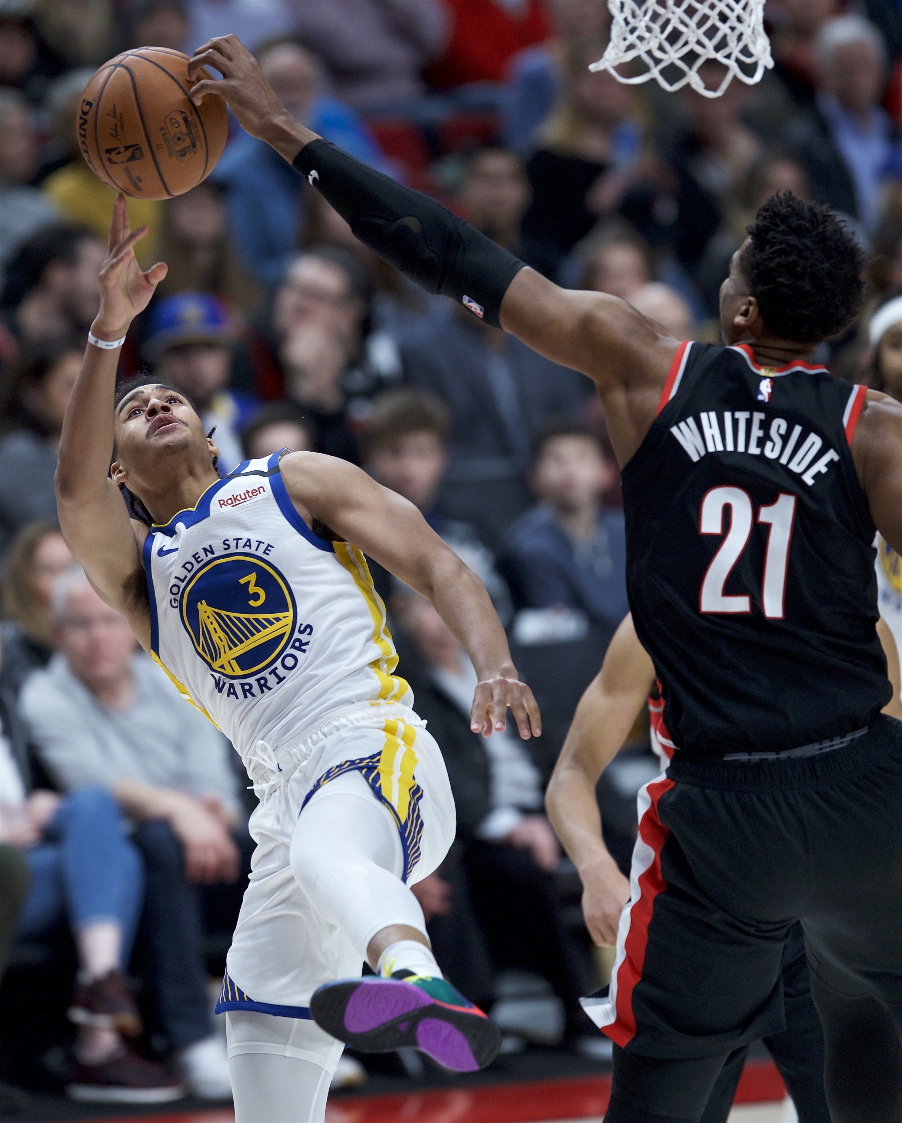 开拓者战胜国王，利拉德砍下关键三分的简单介绍