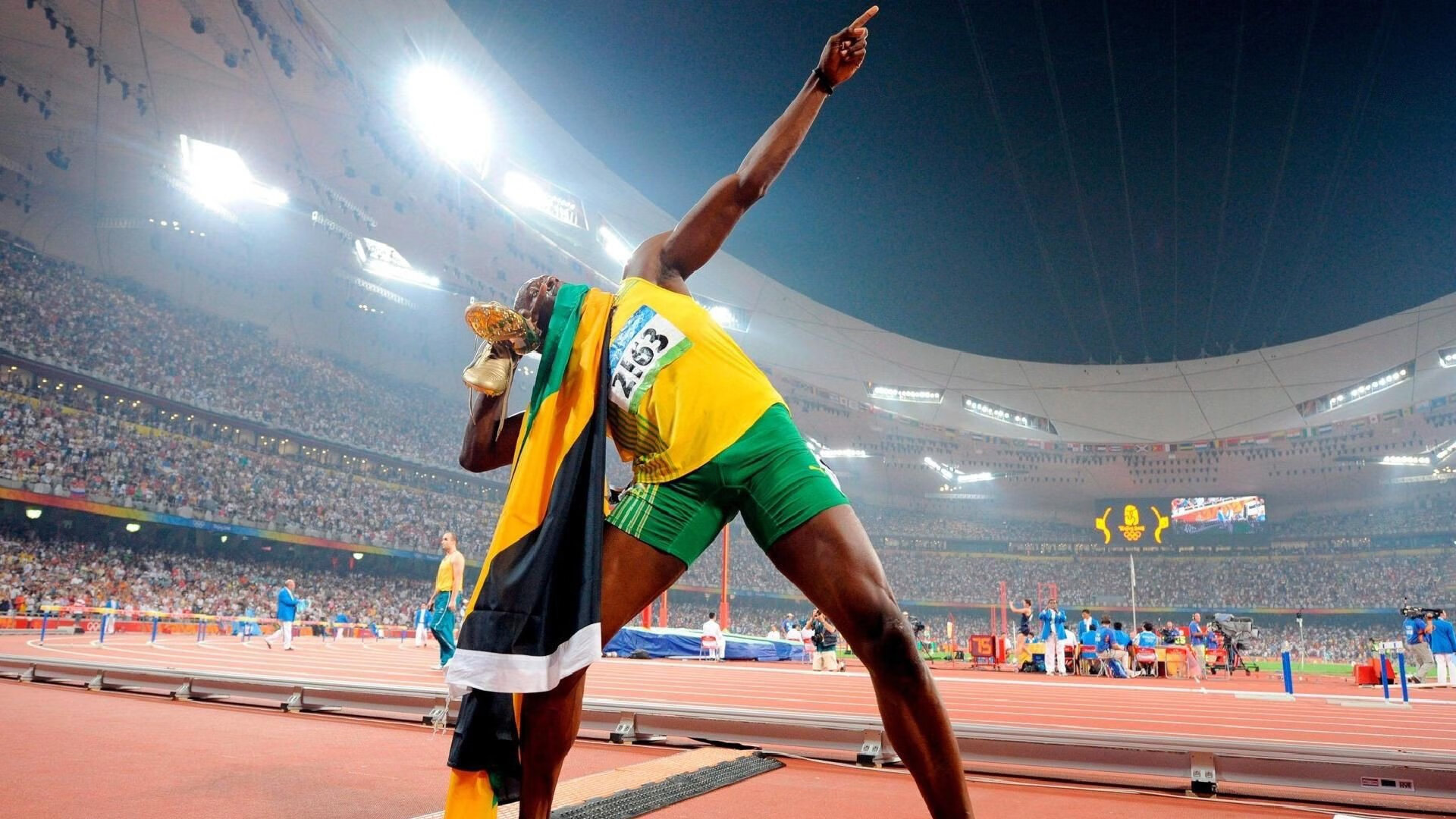 当深圳伦纳德横空出世，一场颠覆剧本的篮球美学革命